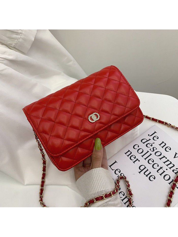 A new women's hair bag 2019 small bag with straddle and all kinds of texture bag foreign temperament Lingge chain bag
