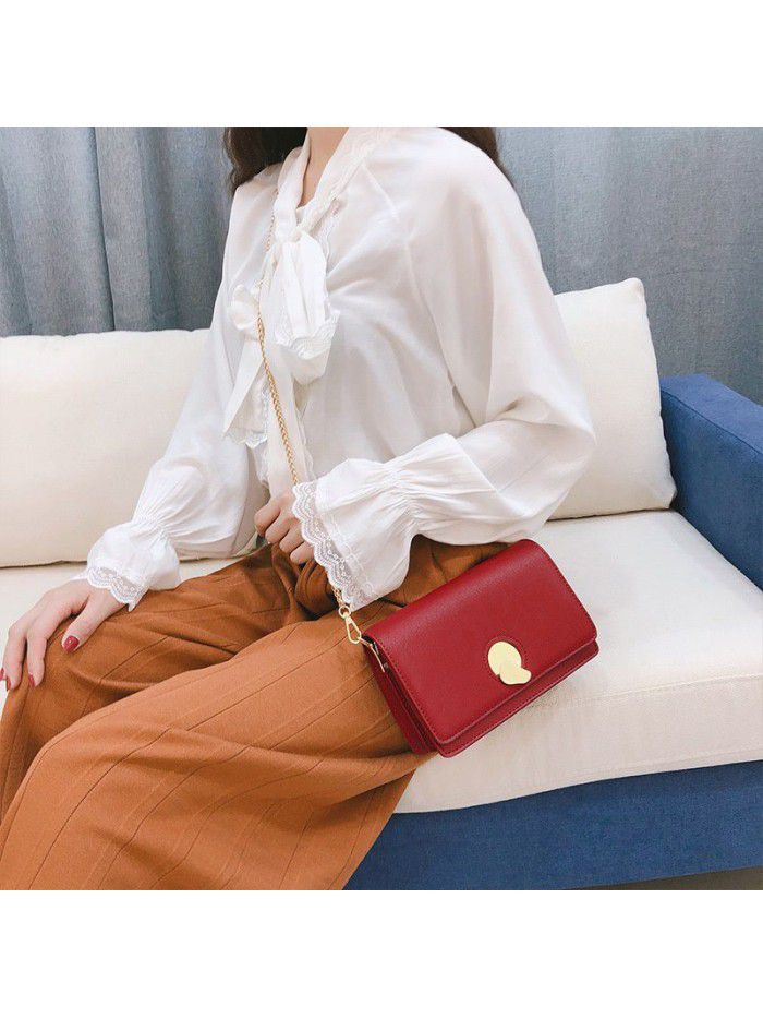 A women's bag 2020 new style messenger bag in summer
