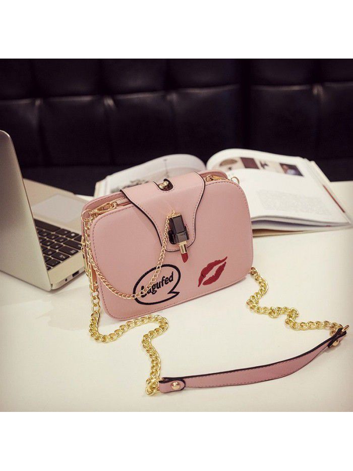 A small bag for women 2019 new Korean version simple and versatile messenger embroidery chain mobile phone bag single shoulder bag
