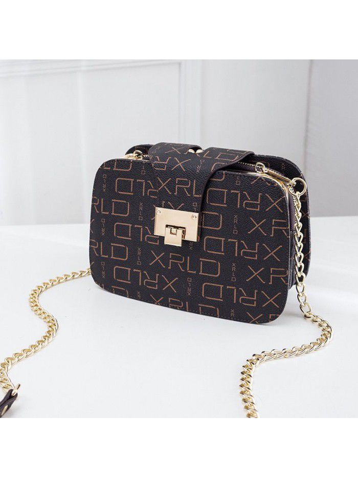 Bag women 2020 new spring Korean style all-around chain small square bag multi-layer Single Shoulder Messenger Bag Small Bag
