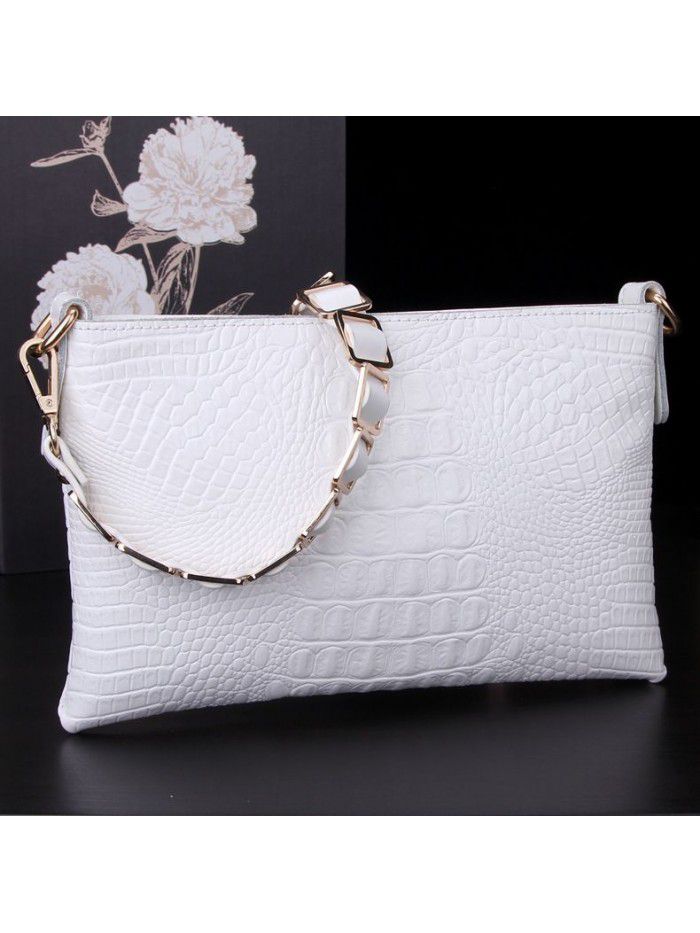 Crocodile handbag women's handbag 2019 new leather European and American fashion handbag One Shoulder Messenger Bag