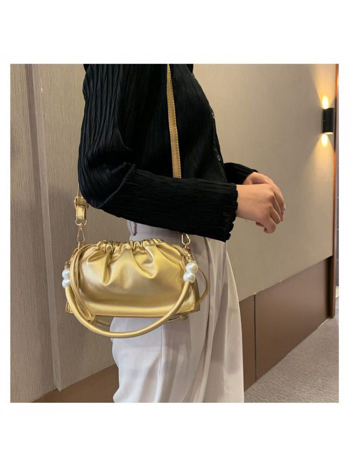 Xiaoxiangfeng women's handbag 2021 new trend fashion shoulder bag women's portable large capacity cross dressing bag