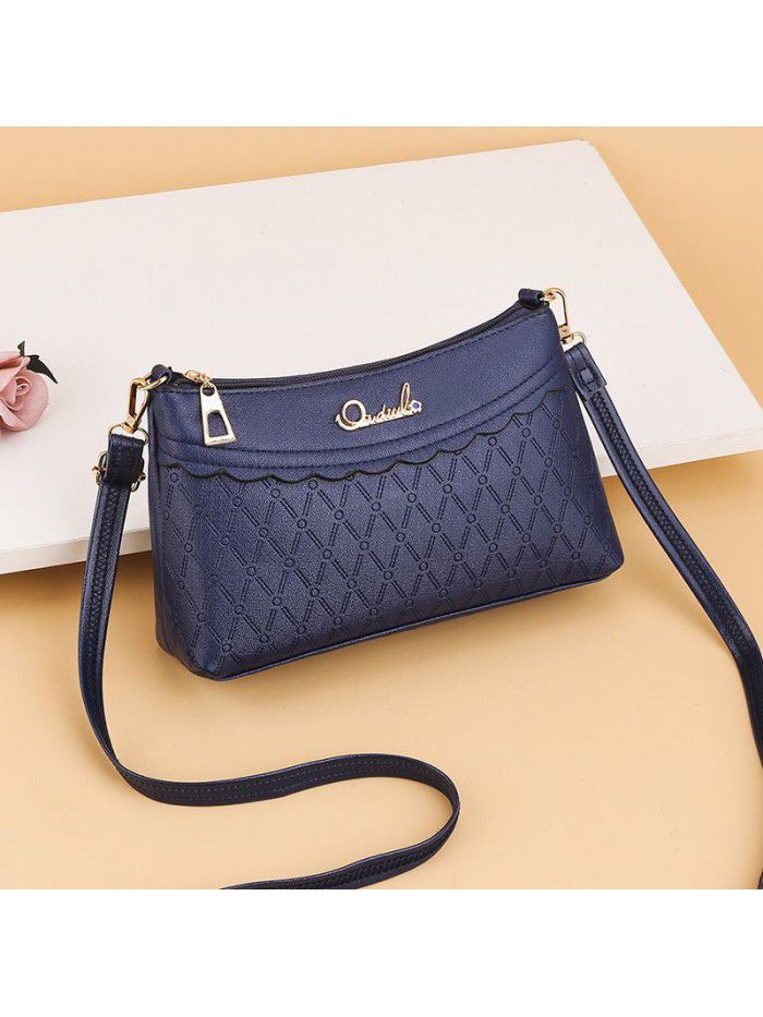 New 2020 embossed satchel middle aged women's bag fashion trend women's mother's bag single shoulder small square bag women's straddle bag