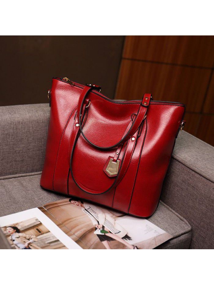 new winter women's handbag oil wax leather women's bag wholesale retro fashion versatile one shoulder diagonal bag