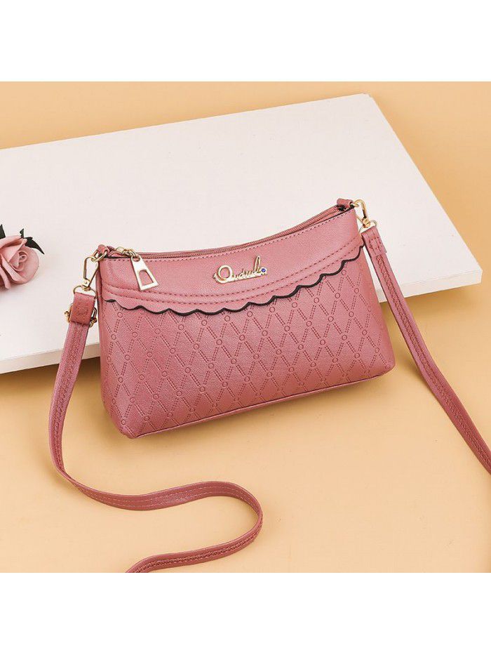 New 2020 embossed satchel middle aged women's bag fashion trend women's mother's bag single shoulder small square bag women's straddle bag