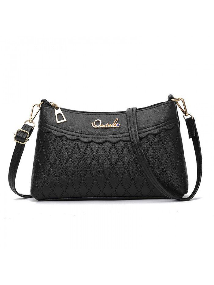 New 2020 embossed satchel middle aged women's bag fashion trend women's mother's bag single shoulder small square bag women's straddle bag