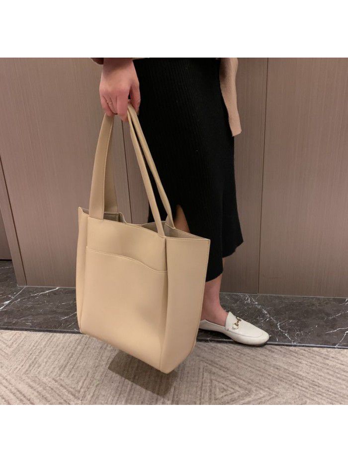 Large capacity soft leather bag women's new Korean one shoulder bag in summer 2020