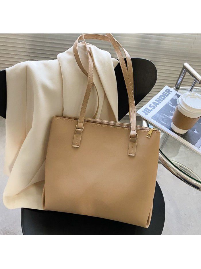 Advanced sense women's large capacity bag women's bag autumn and winter 2020 new fashion network red versatile One Shoulder Tote Bag