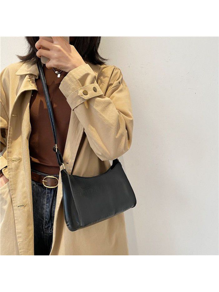 Bag women's new 2021 women's messenger bag foreign girl underarm bag pure color PU waterproof one shoulder bag