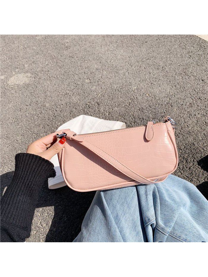 Cross border new fashion trend underarm bag Korean style simple pillow bag embossed shoulder bag one for women