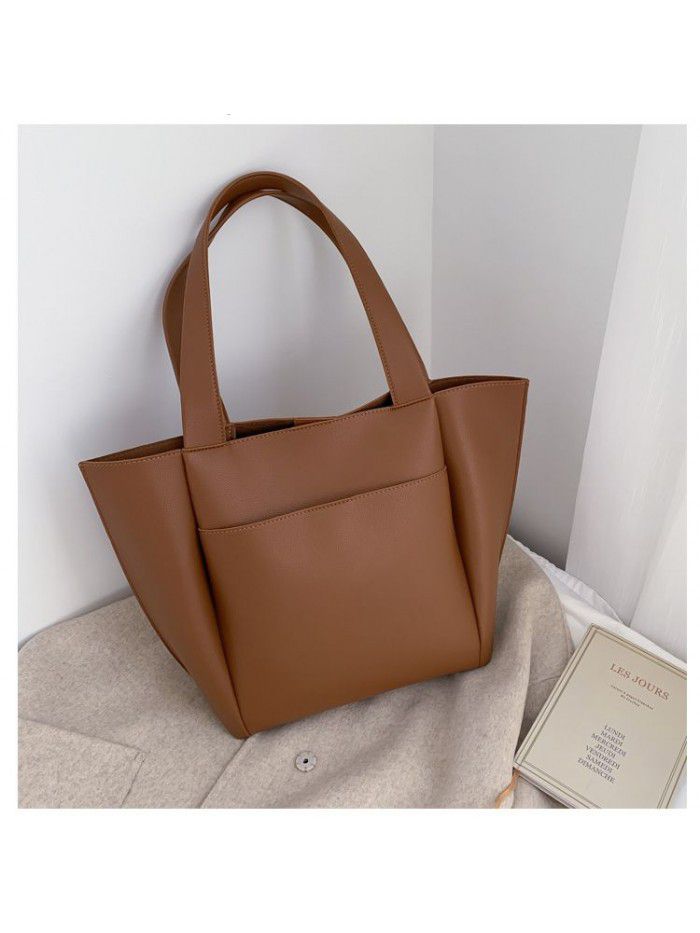 Large capacity soft leather bag women's new Korean one shoulder bag in summer 2020