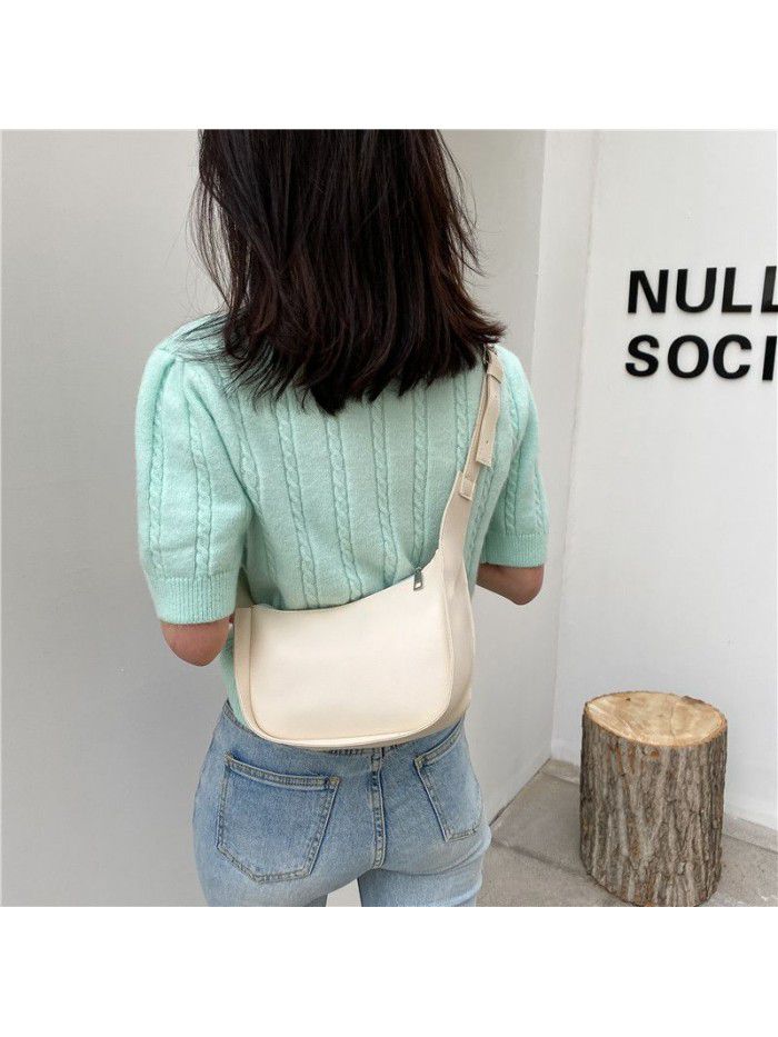 New design on bag new fashion in spring 2021 large capacity single shoulder bag net red fashion messenger bag women's bucket