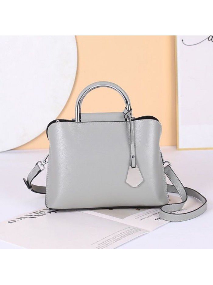 Commuting top leather handbag 2021 new atmospheric leather women's bag fashion versatile Messenger Shoulder Bag 8108