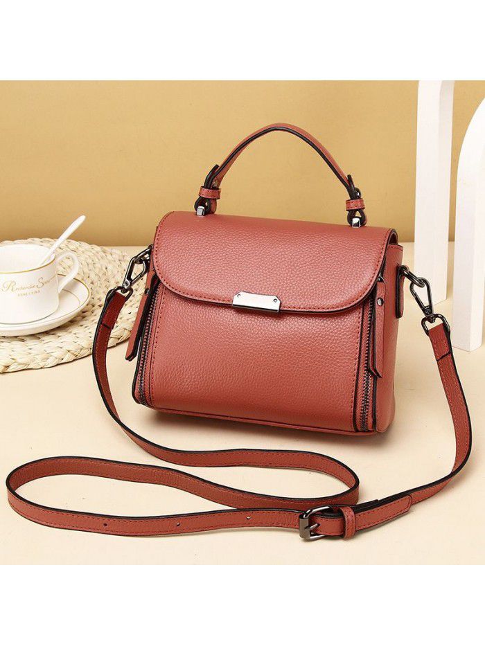 Bag women's leather new 2021 fashion handbag top layer cowhide One Shoulder Messenger Bag trend small square bag 3018