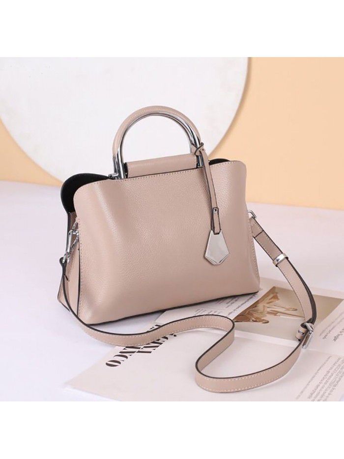 Commuting top leather handbag 2021 new atmospheric leather women's bag fashion versatile Messenger Shoulder Bag 8108