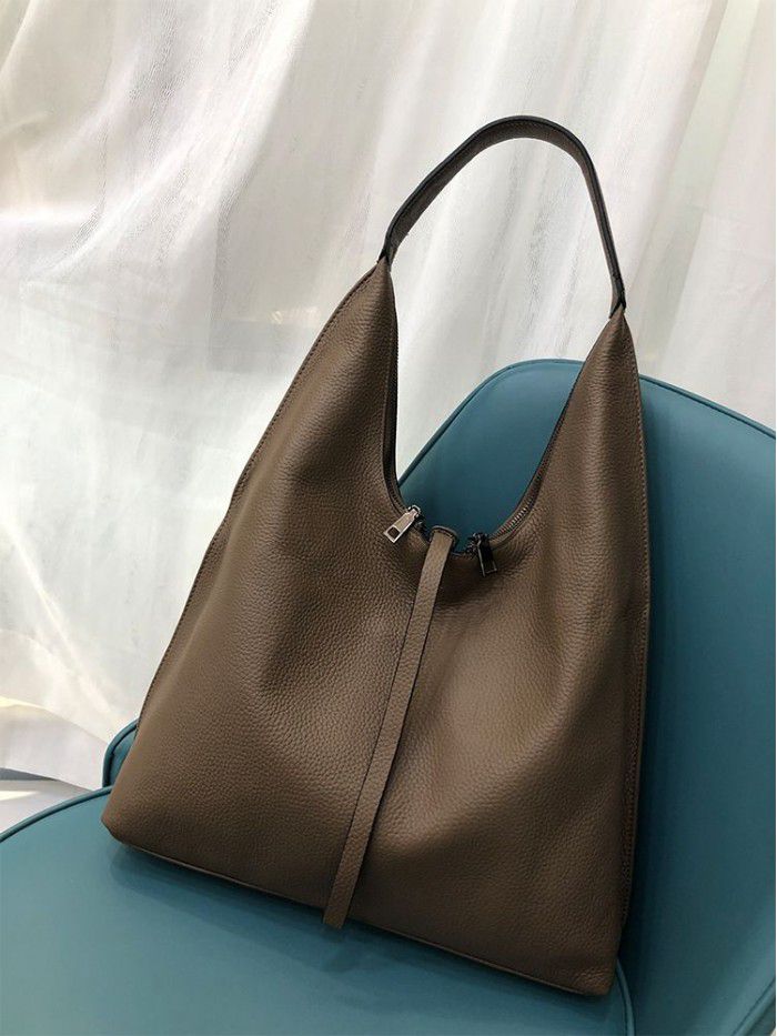 Cross border head leather women's bag 2021 new versatile shoulder bag leather fashion messenger bag European and American bag 5563