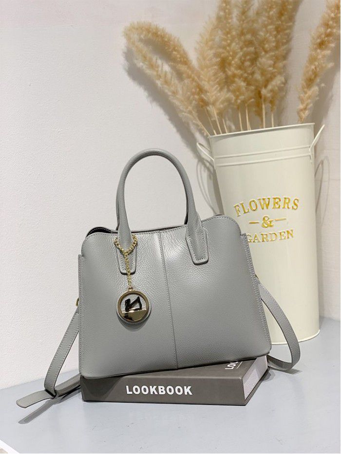 Leather European and American women's bag 2021 new head layer cowhide Messenger Handbag fashion versatile shoulder bag women's 6031