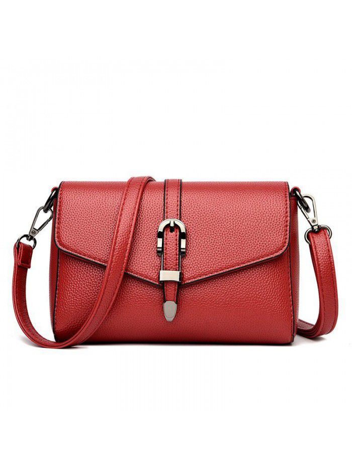 Small bag female 2021 spring and summer new style messenger bag Korean version simple middle-aged female bag mother bag fashion soft leather bag