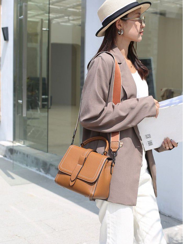 Head leather bag women's 2021 new handbag new Korean one shoulder straddle bag women's leather small square bag 8620