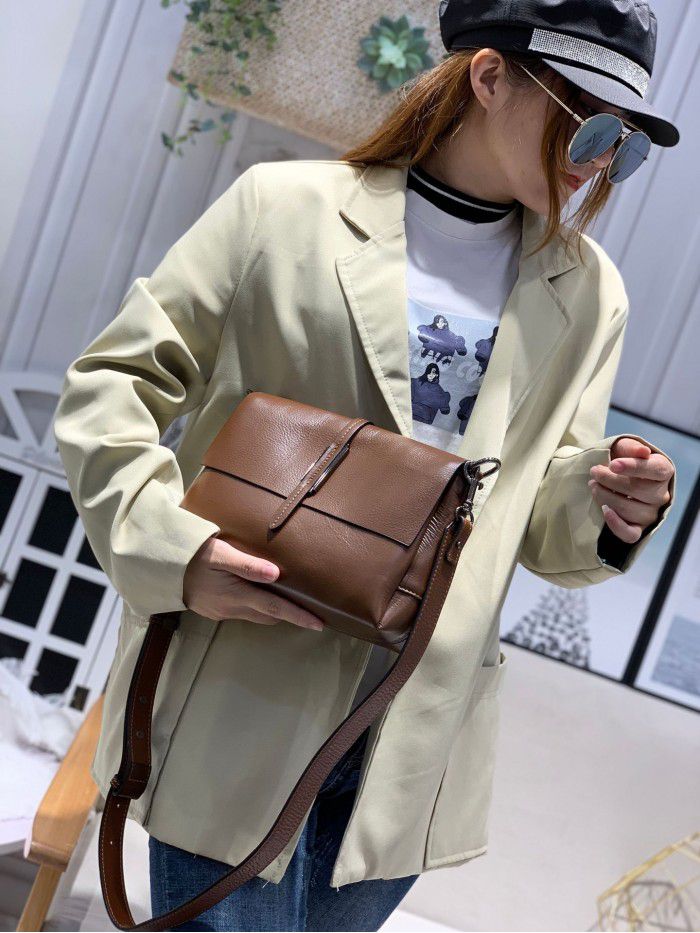 Bag female 2021 new fashion shoulder bag spring summer small bag large capacity women's messenger bag leather bag 6685