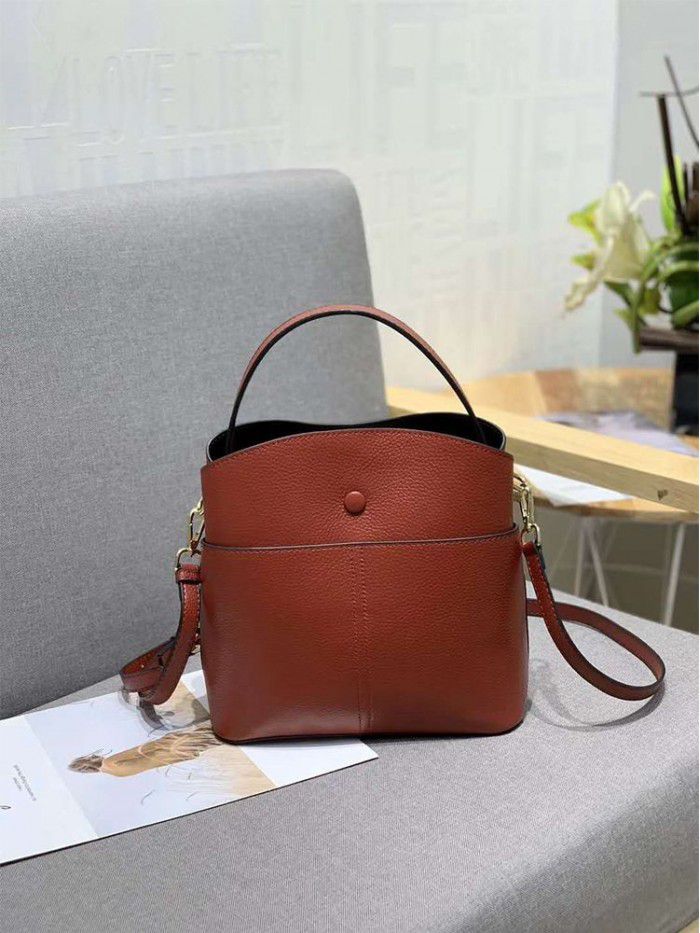 Cowhide women's bag 2021 new Korean one shoulder slung fashion handbag niche Design Leather bucket bag 8809