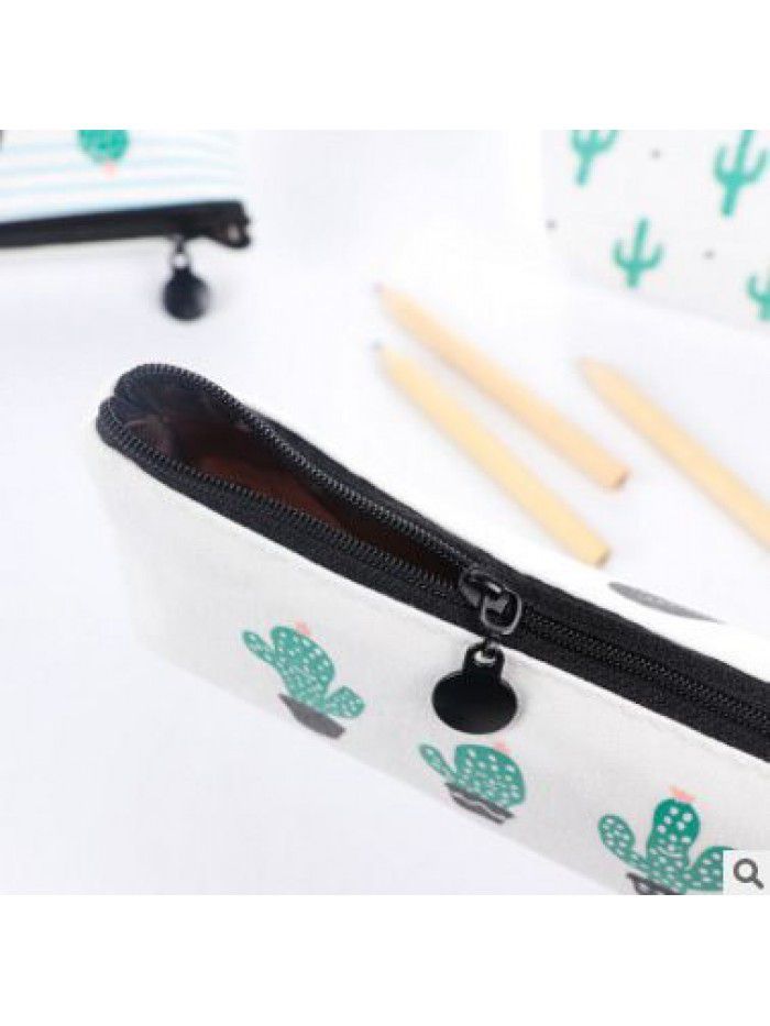 Cactus canvas pencil case Korean simple male and female middle school students cute little fresh zipper pencil case