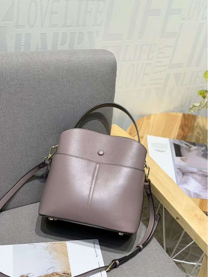 Cowhide women's bag 2021 new Korean one shoulder slung fashion handbag niche Design Leather bucket bag 8809