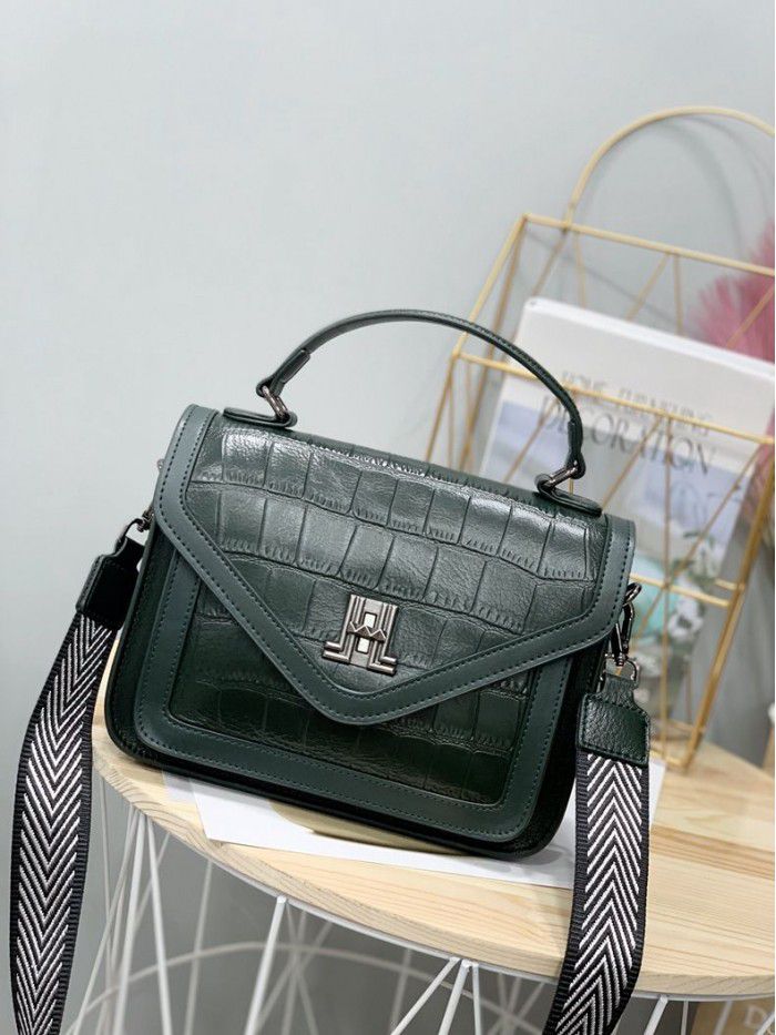  new leather women's bag crocodile pattern postman's bag head layer leather hand messenger bag versatile shoulder bag 9809