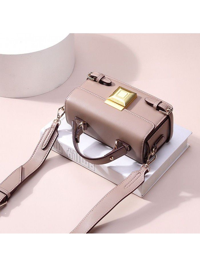 Small bag women's new leather bag 2021 fashion box small square bag versatile portable messenger bag 0820