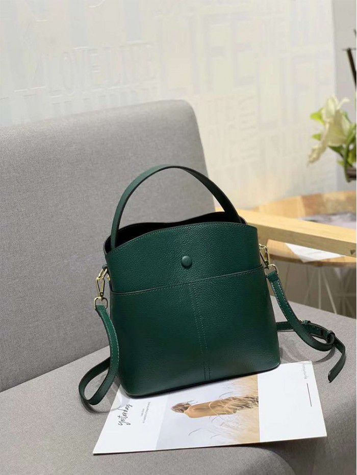 Cowhide women's bag 2021 new Korean one shoulder slung fashion handbag niche Design Leather bucket bag 8809