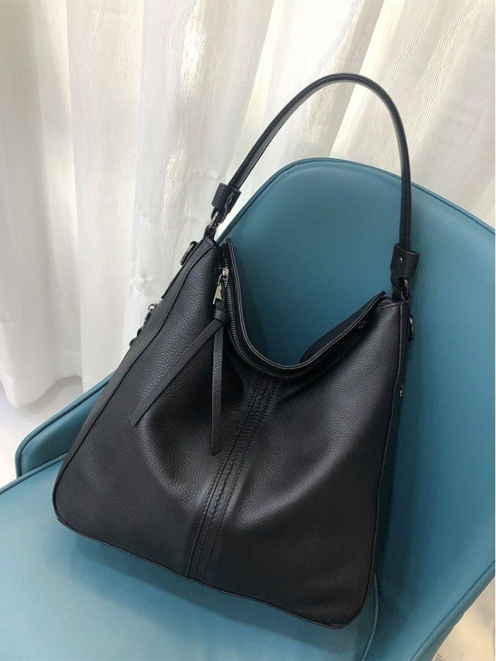 Cross border leather women's bag 2021 new European and American large capacity single shoulder bag head layer cow leather cross carry bag 1081