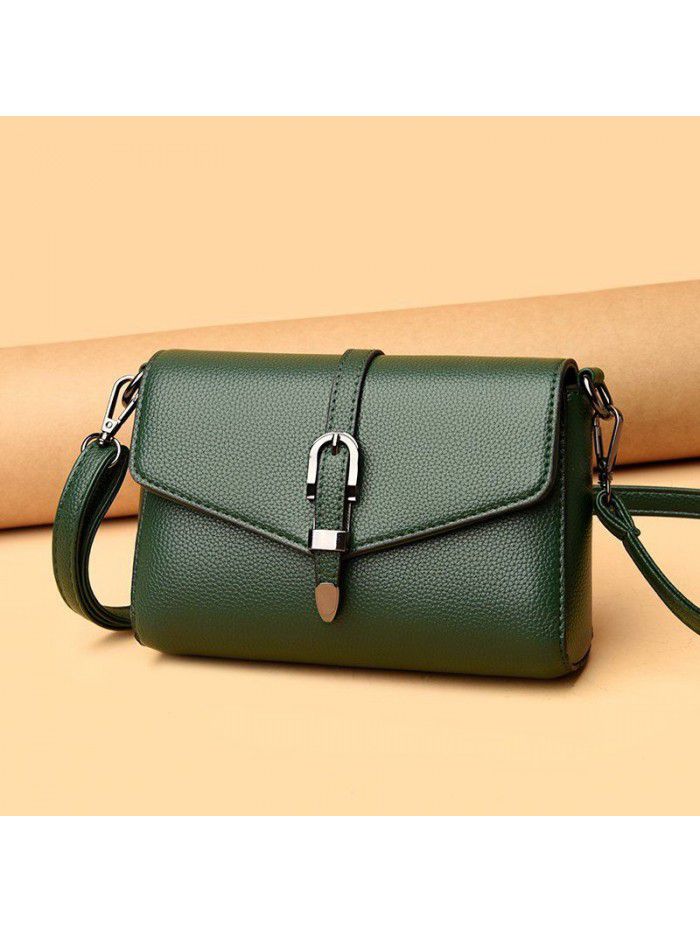 Small bag female 2021 spring and summer new style messenger bag Korean version simple middle-aged female bag mother bag fashion soft leather bag