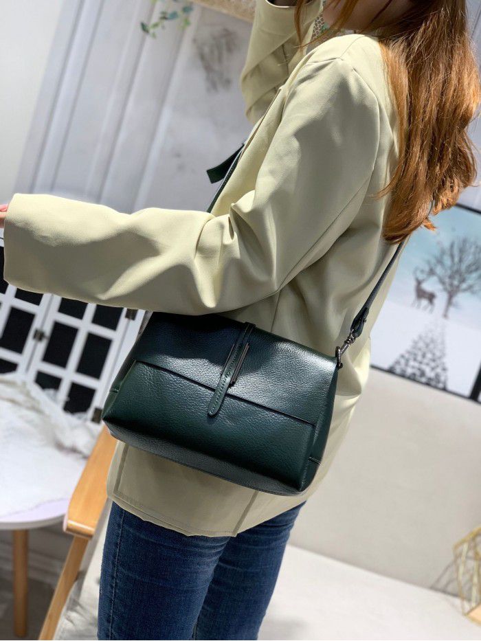 Bag female 2021 new fashion shoulder bag spring summer small bag large capacity women's messenger bag leather bag 6685