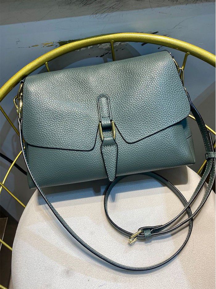 Women's small bag women's new 2021 cowhide women's bag fashion soft leather bag leisure fashion single shoulder bag 8817