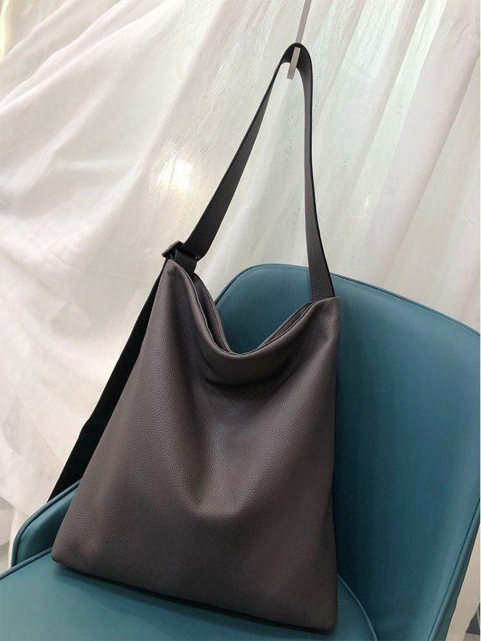 Cross border soft leather bag 2021 new head layer cow leather natural drop crossbar shoulder bag European and American Leather Women's bag 3330