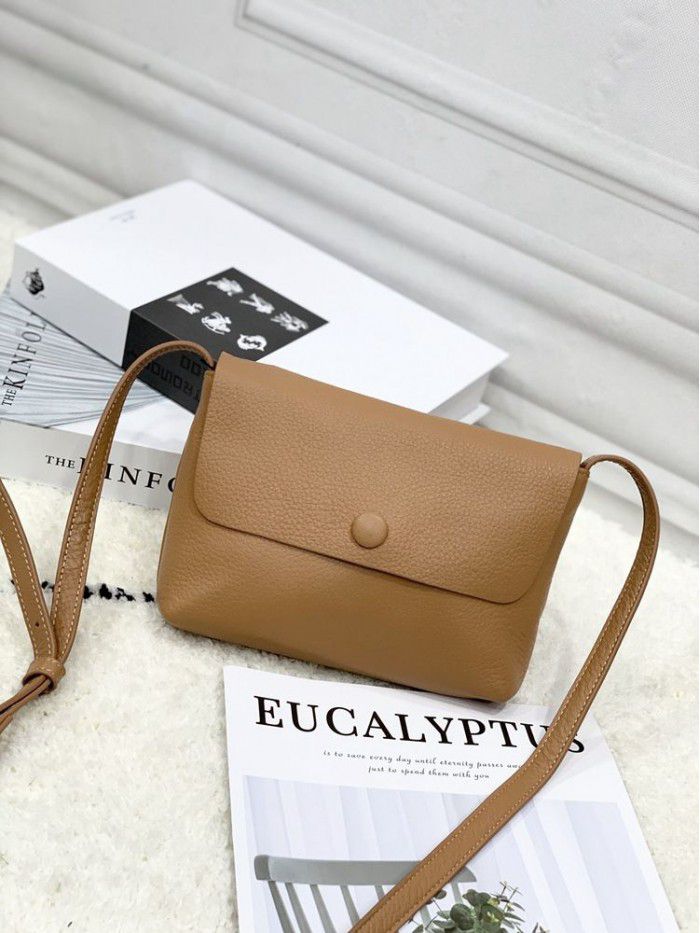 Women's leather bag small bag women's soft leather leisure envelope bag 2021 new head Leather One Shoulder Messenger Bag 1177