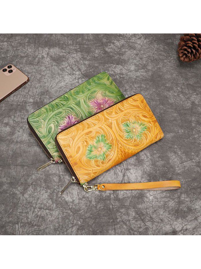 In 2020, new manufacturers direct sales of retro handbag women's Leather Wallet head leather embossed zero wallet